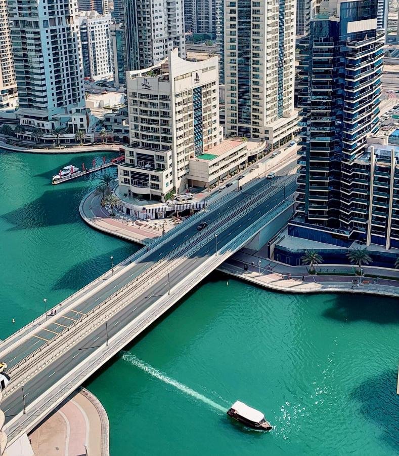 5 Star Serviced Apartment With Beach Access In The Heart Of Dubai Marina Free Welcome Gift Box Upon Arrival Екстериор снимка