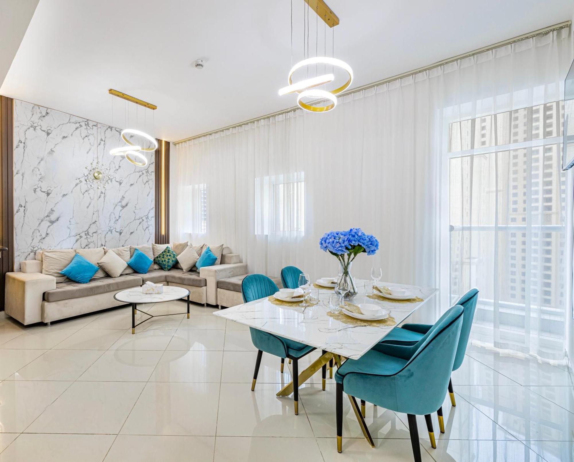 5 Star Serviced Apartment With Beach Access In The Heart Of Dubai Marina Free Welcome Gift Box Upon Arrival Екстериор снимка