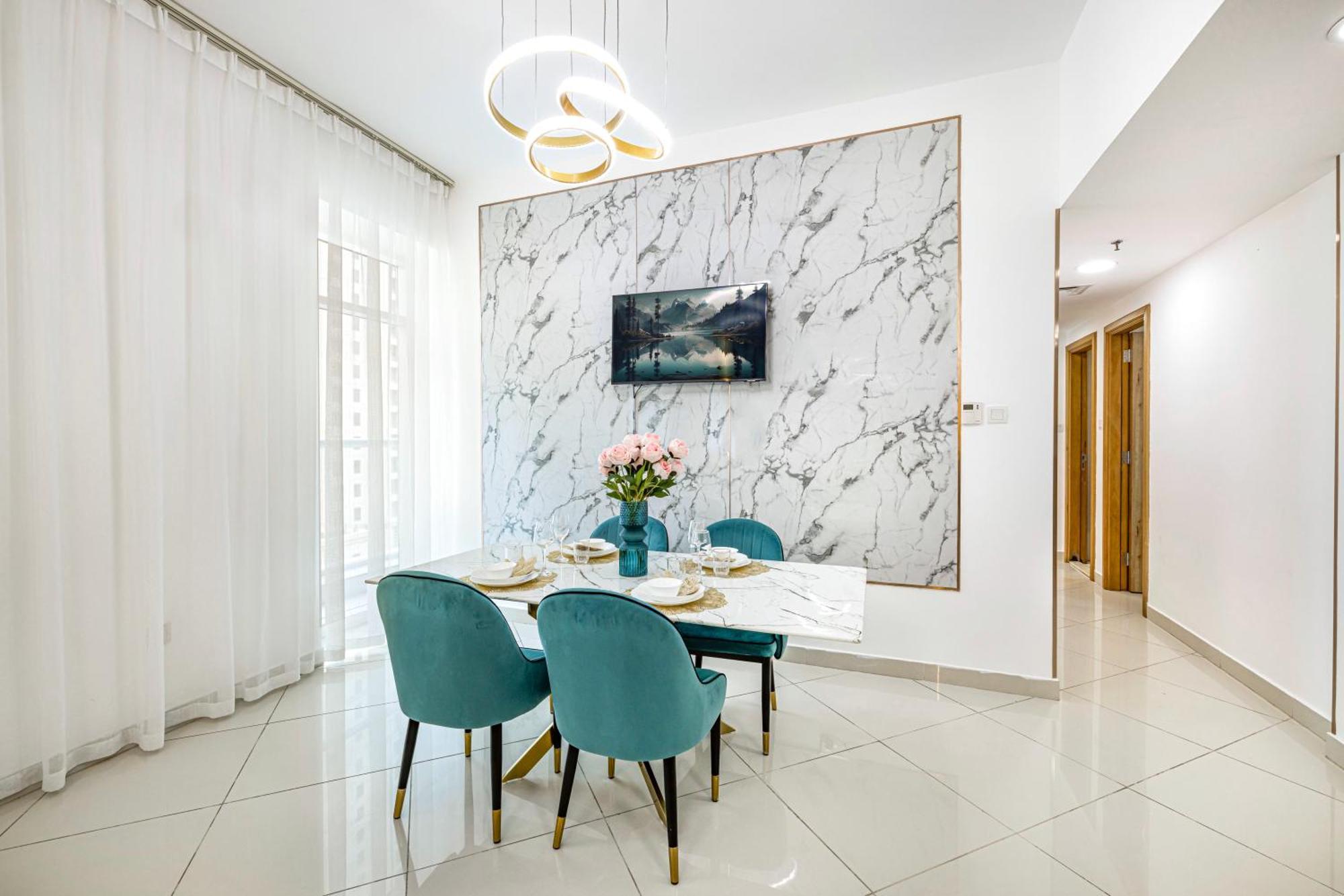 5 Star Serviced Apartment With Beach Access In The Heart Of Dubai Marina Free Welcome Gift Box Upon Arrival Екстериор снимка